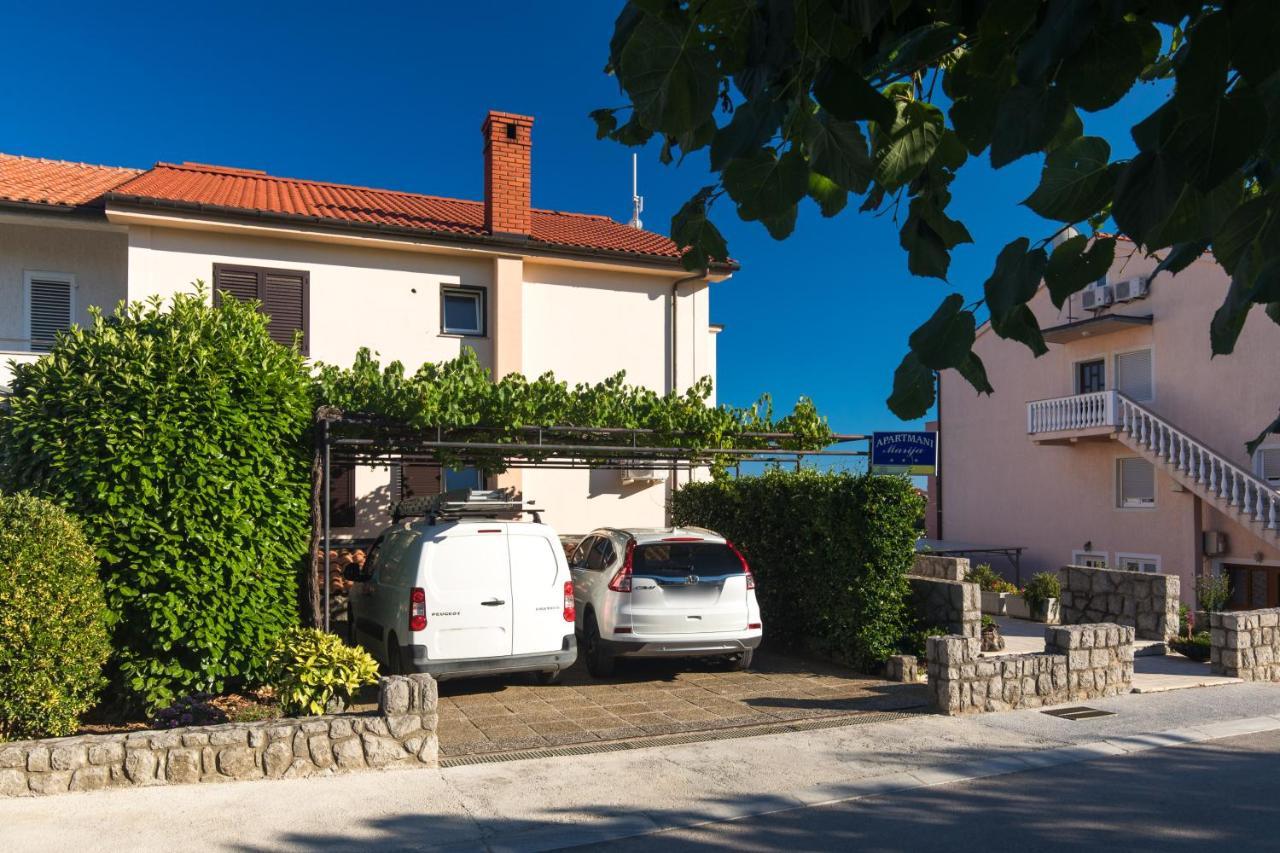 Apartmani Paradiso Krk Town Exterior foto