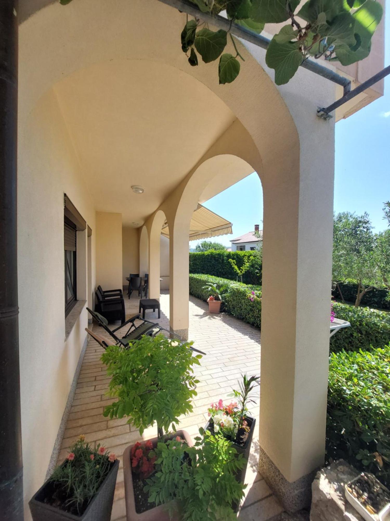 Apartmani Paradiso Krk Town Exterior foto